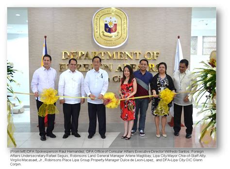 DFA opens mall.